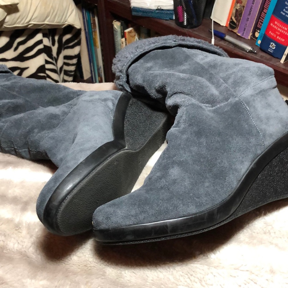 Nine West suede and collar fur boots